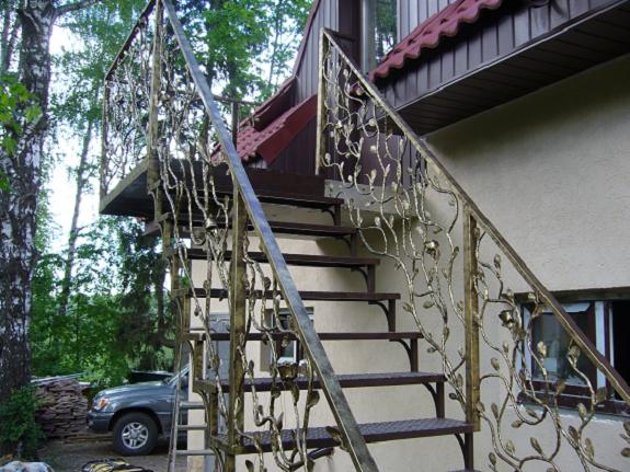 Кованые ограждения лестниц